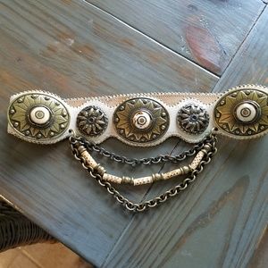 Streets Ahead womens leather chain belt